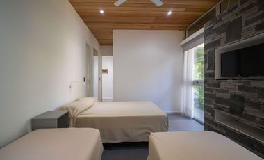 VENTA CASA CARILO PISCINA