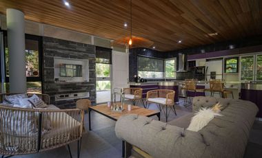 VENTA CASA CARILO PISCINA