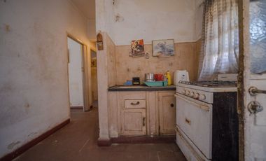 Casa terreno en Ciudadela. AU Oeste y Gral Paz