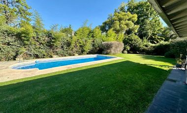 Casa en Alquiler 5 amb Barrio Privado Loma Verde