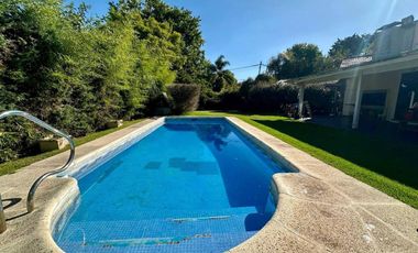 Casa en Alquiler 5 amb Barrio Privado Loma Verde