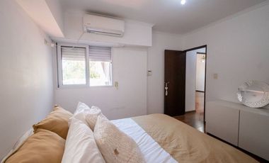 Departamento a la venta, 2 dormitorios y cochera.