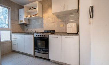 Departamento a la venta, 2 dormitorios y cochera.
