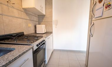 Departamento a la venta, 2 dormitorios y cochera.