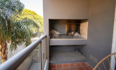 Departamento a la venta, 2 dormitorios y cochera.