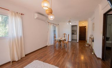 Departamento a la venta, 2 dormitorios y cochera.