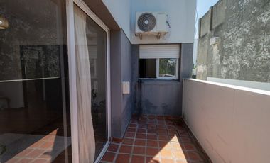 Departamento a la venta, 2 dormitorios y cochera.