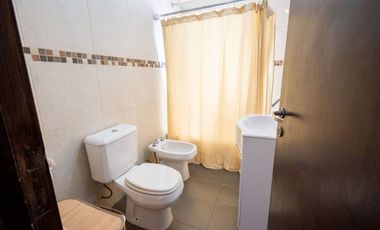 Departamento a la venta, 2 dormitorios y cochera.