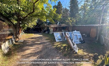 Casa 6 ambientes de 80m2  en gran lote de 734m2 ubicada en Monte grande