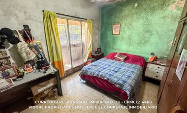 Casa 6 ambientes de 80m2  en gran lote de 734m2 ubicada en Monte grande