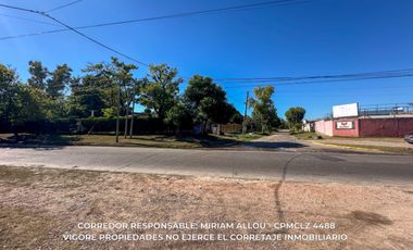 Casa 6 ambientes de 80m2  en gran lote de 734m2 ubicada en Monte grande