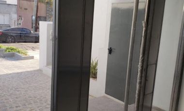 Departamento en alquiler en Lanus Oeste