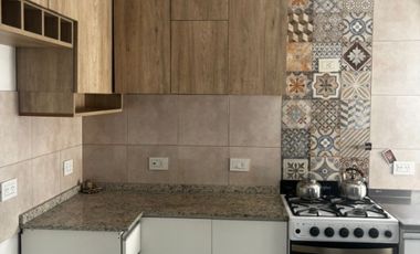 Casa en alquiler en Moron Sur