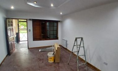 Casa en alquiler en Remedios de Escalada Este