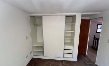 REMAX VENDE EXCELENTE CASA