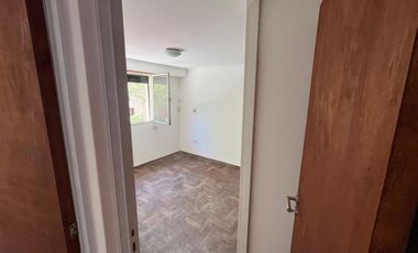 REMAX VENDE EXCELENTE CASA