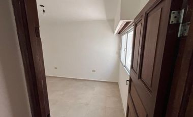 REMAX VENDE EXCELENTE CASA