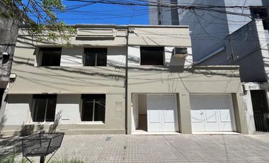 REMAX VENDE EXCELENTE CASA