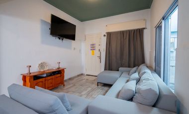 Venta CASA CON PILETA EXCELENTE UBICACION