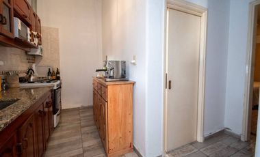 Venta CASA CON PILETA EXCELENTE UBICACION