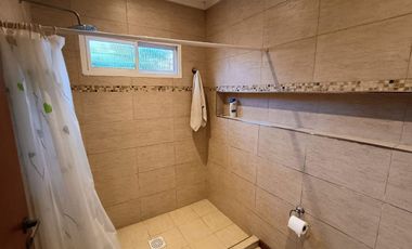 CASA A LA VENTA EN CANDIOTI NORTE.