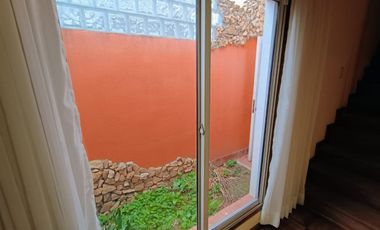 CASA A LA VENTA EN CANDIOTI NORTE.