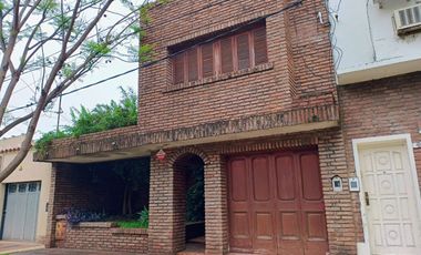 CASA A LA VENTA EN CANDIOTI NORTE.