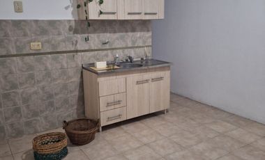 Departamento en alquiler en Ezpeleta Este