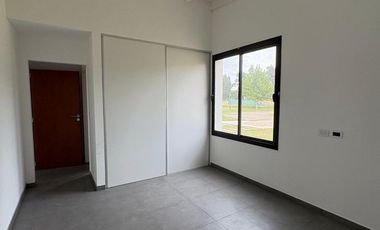 CASA EN VENTA A ESTRENAR LA FEDERALA, LOBOS