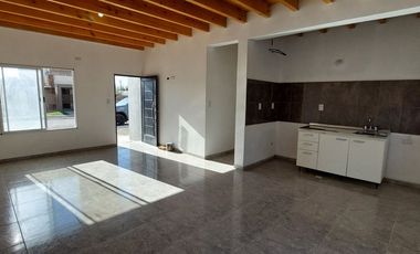 CASA EN CONSTRUCCION 2 DORMITORIOS B° LAJAS II