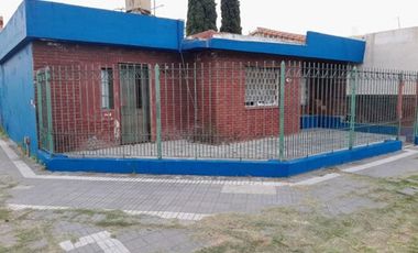 PH EN VENTA CON PATIO LOMAS DE ZAMORA