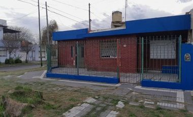 PH EN VENTA CON PATIO LOMAS DE ZAMORA