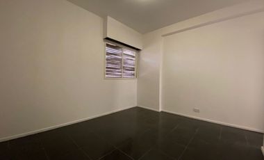 Depto ALQUILER 3 ambientes con patio Lomas