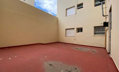 Depto ALQUILER 3 ambientes con patio Lomas