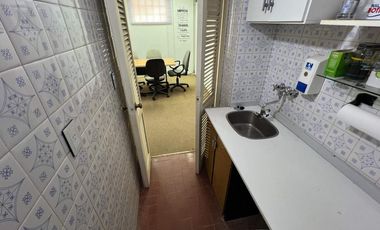OFICINA EN ALQUILER MICROCENTRO-2 SALAS/RECEPCION