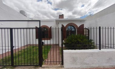 CASA DOS HABITACIONES Y DPTO ALTAMIRA APTO CREDITO