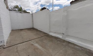 CASA DOS HABITACIONES Y DPTO ALTAMIRA APTO CREDITO