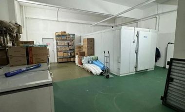 Venta local en Gral San Martín. Al frente, 283 m2