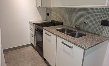 VENTA DEPTO LOCAL PH CON COCHERA HAEDO NORTE