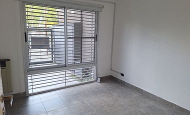 VENTA DEPTO LOCAL PH CON COCHERA HAEDO NORTE