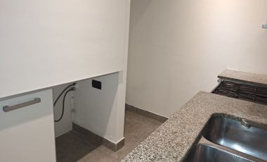 VENTA DEPTO LOCAL PH CON COCHERA HAEDO NORTE