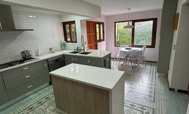 Casa en arriendo  en LA REINA
