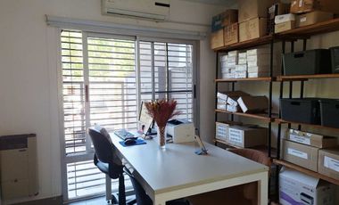 VENTA OFICINA LOCAL CON COCHERA FRENTE HAEDO NORTE