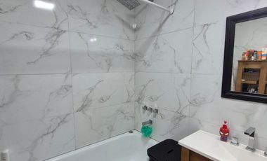 CASA DE 3 AMBIENTES EN VENTA EN LANUS CON TERRAZA
