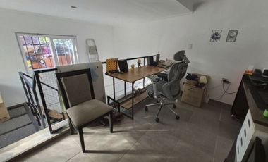 CASA DE 3 AMBIENTES EN VENTA EN LANUS CON TERRAZA