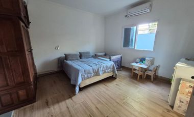 CASA DE 3 AMBIENTES EN VENTA EN LANUS CON TERRAZA