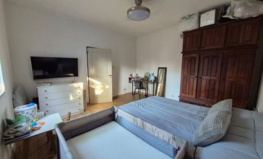 CASA DE 3 AMBIENTES EN VENTA EN LANUS CON TERRAZA