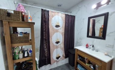 CASA DE 3 AMBIENTES EN VENTA EN LANUS CON TERRAZA