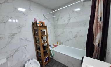 CASA DE 3 AMBIENTES EN VENTA EN LANUS CON TERRAZA