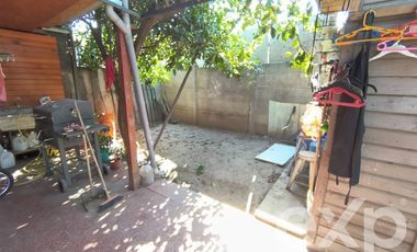 Casa en Venta en PASAJE 6 2420